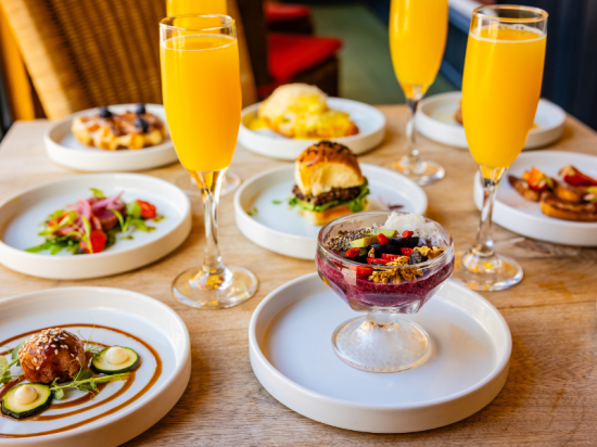 Celebrate Sunday Brunch at Que Pasa